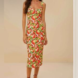 FARM Rio Off-White Apple LENZING™ ECOVERO™ Euroflax™ Midi Dress. NWT